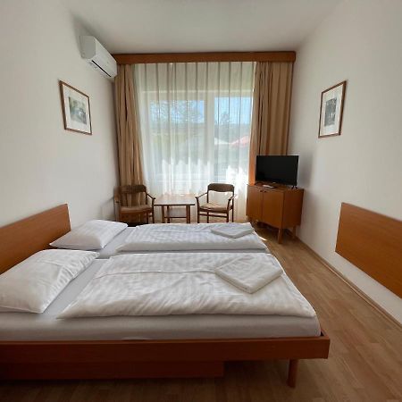 Hello Balcsi Apartmanhaz ตีฮานี ภายนอก รูปภาพ
